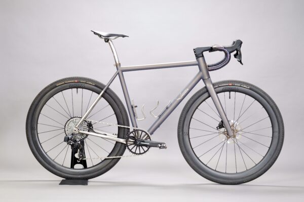 Simpatico N1 Gravel Bike - Image 2
