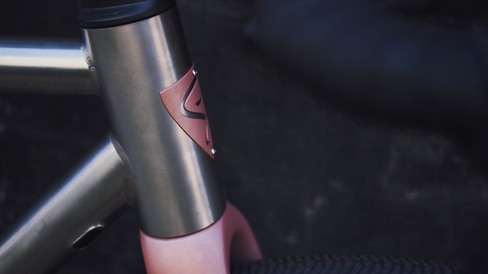 Simpatico N1 gravel configuration cockpit tire clearance detail