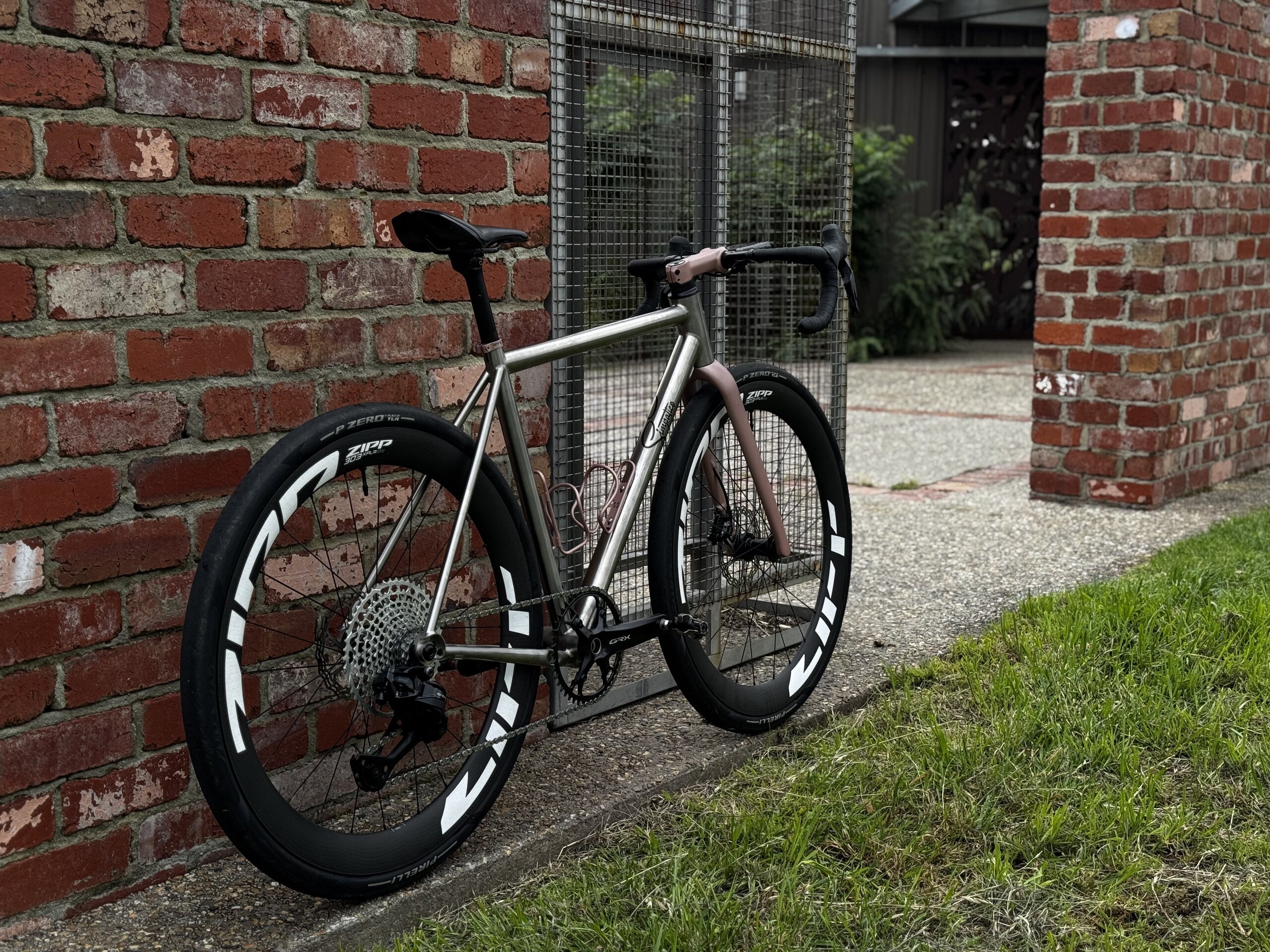 Simpatico N1 road configuration full bike portrait
