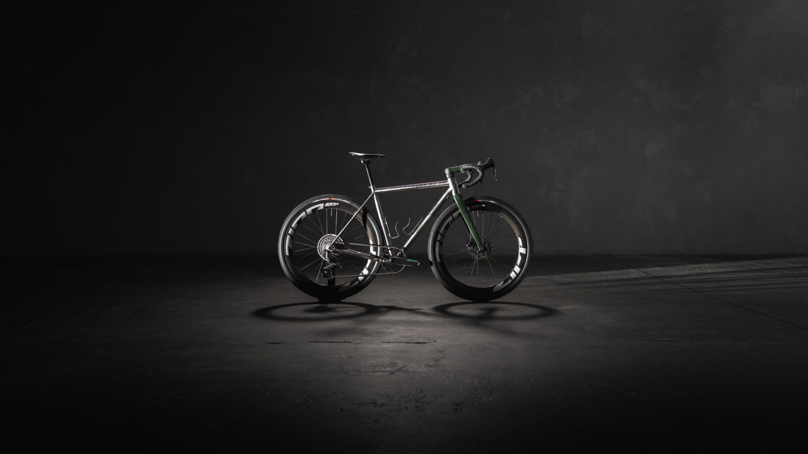 Simpatico N1 shown in side profile in the studio